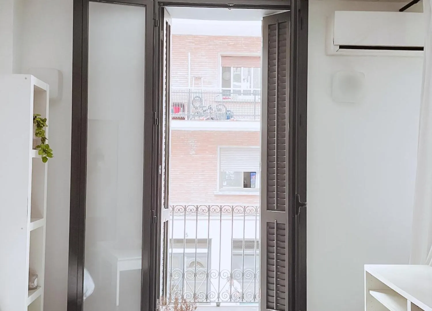 Alojamiento Vilardell Apartment Barcelona 0*,  Spain